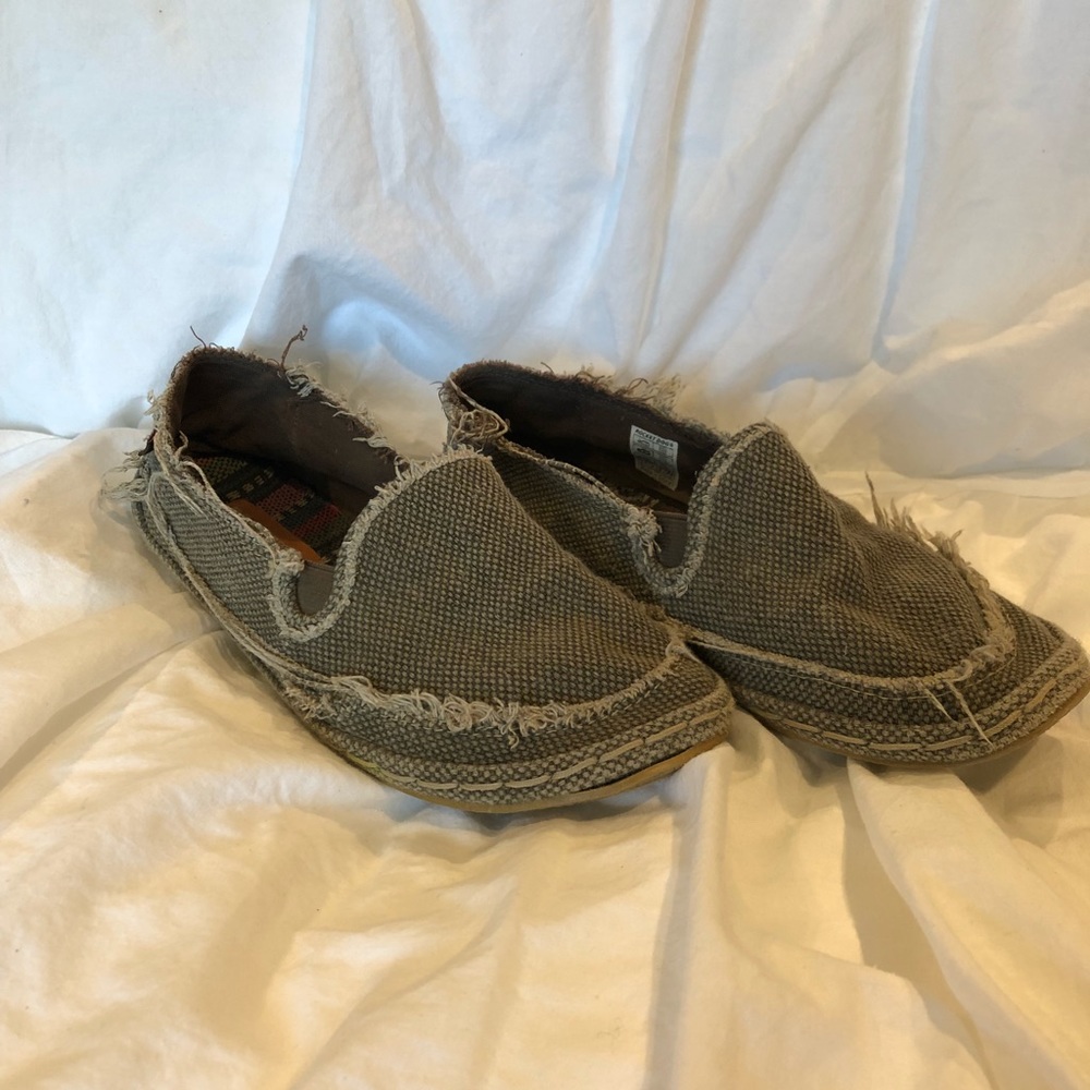 Canvas Rocket Dog Slippers